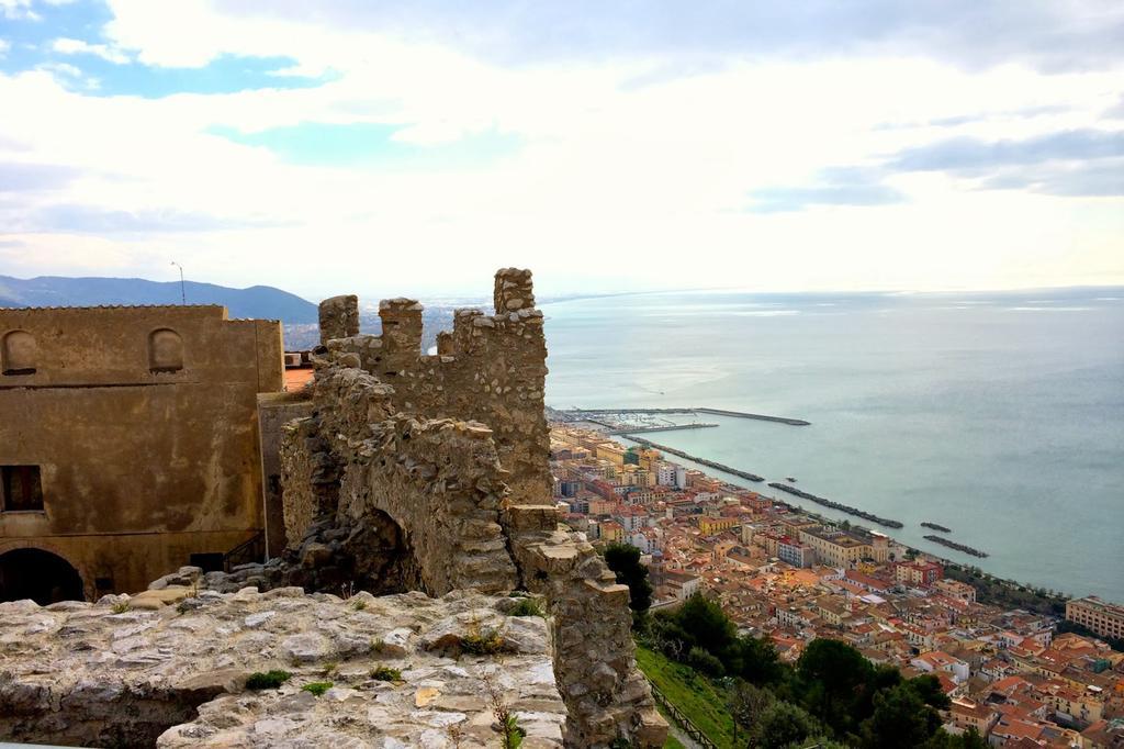 Salerno Prestige Apartment Bagian luar foto